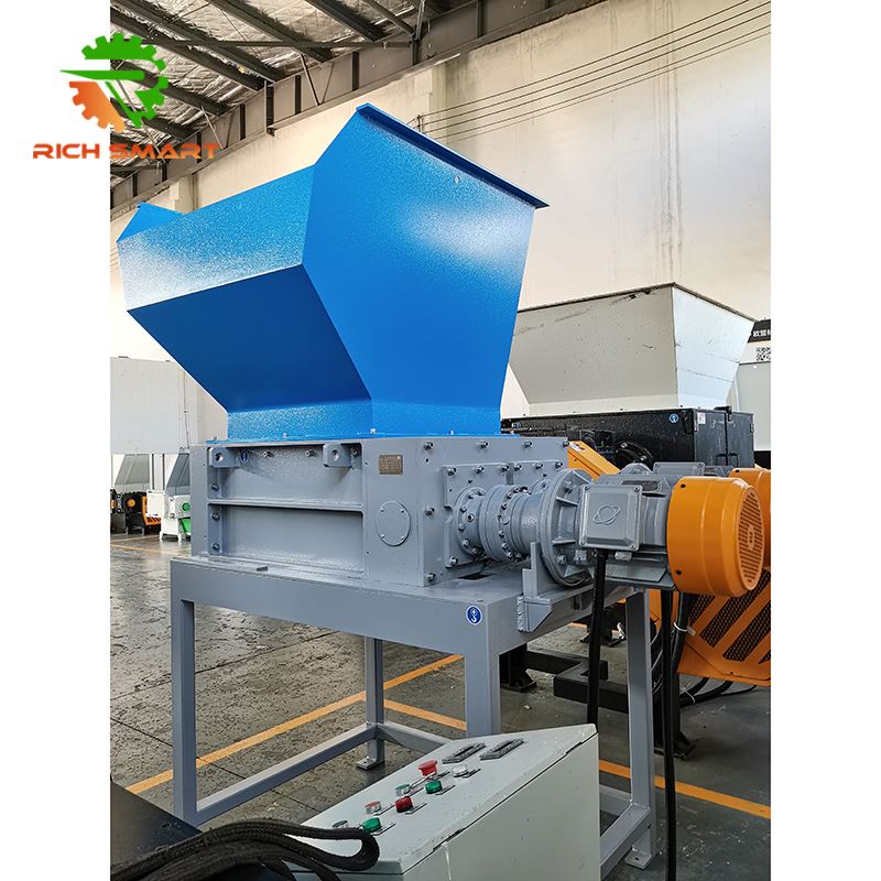 Tocator industrial cu patru arbori